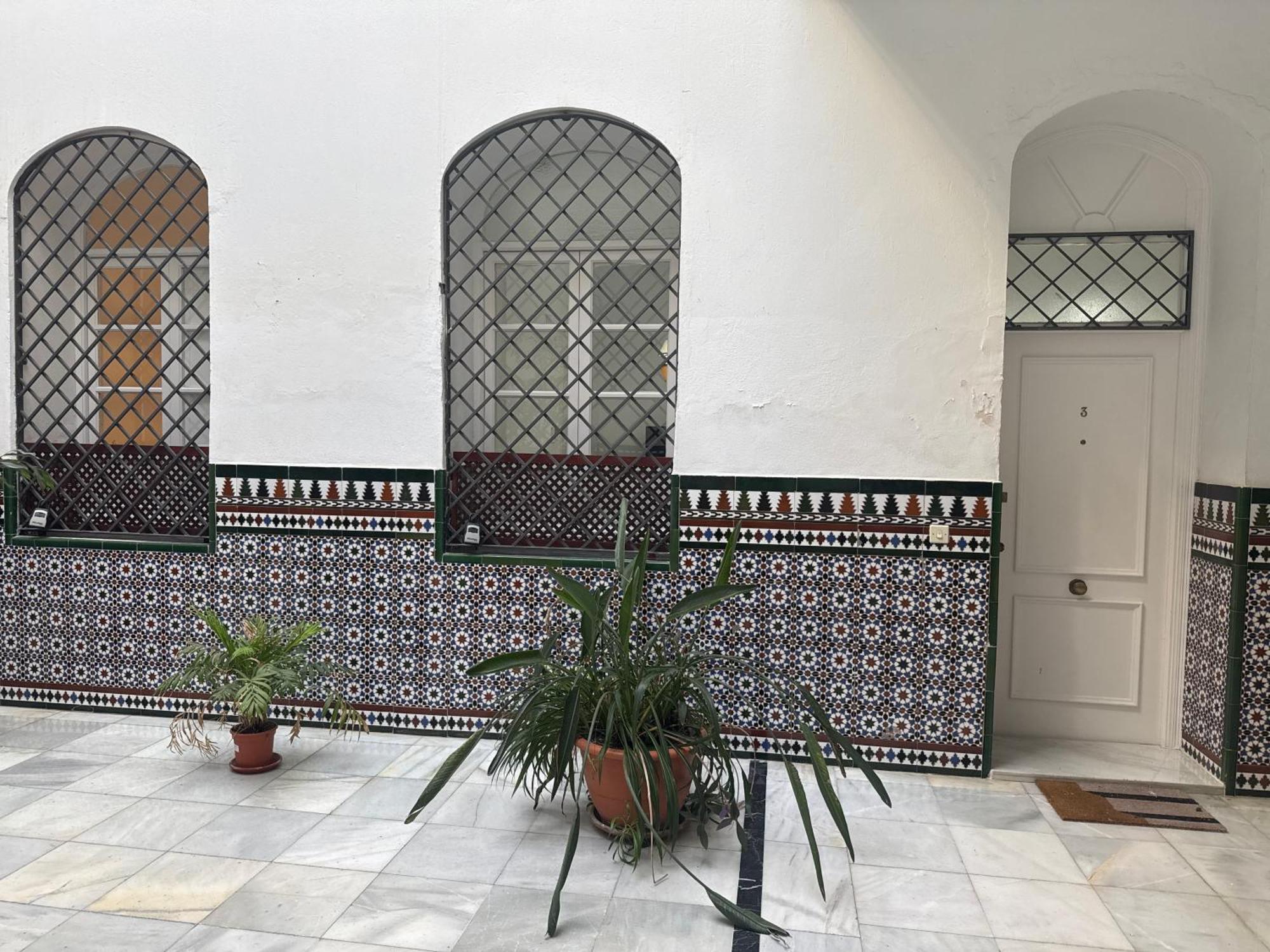 Pikis Center Sevilla Exterior foto